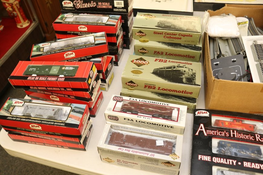 Image for Gallery Auction with Trains: 11-21-19