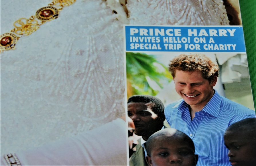 Image for HELLO CANADA WEEKLY - THE QUEEN CELEBRATES HER DECADES ON THE THRONE