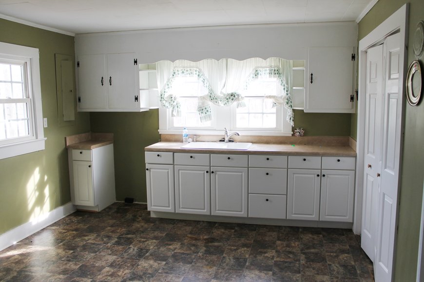 Image for Commissioner's Sale - 2 Bedroom House in Siloam, NC