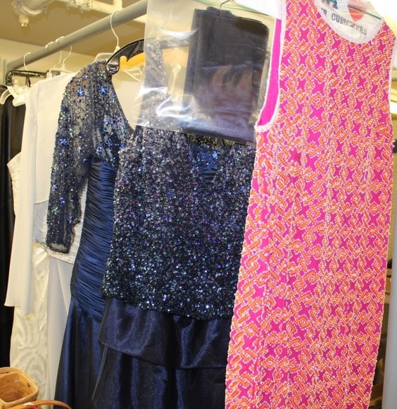 Image for Gallery Auction with Sports Memorabilia | January 2 at 9:00 AM