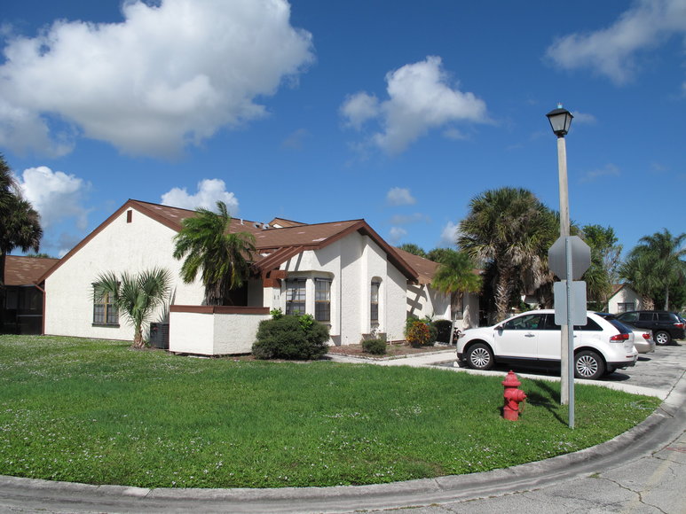 Image for US Bankruptcy Auction of 53 Residential Villas in Villas of Windmill Point II