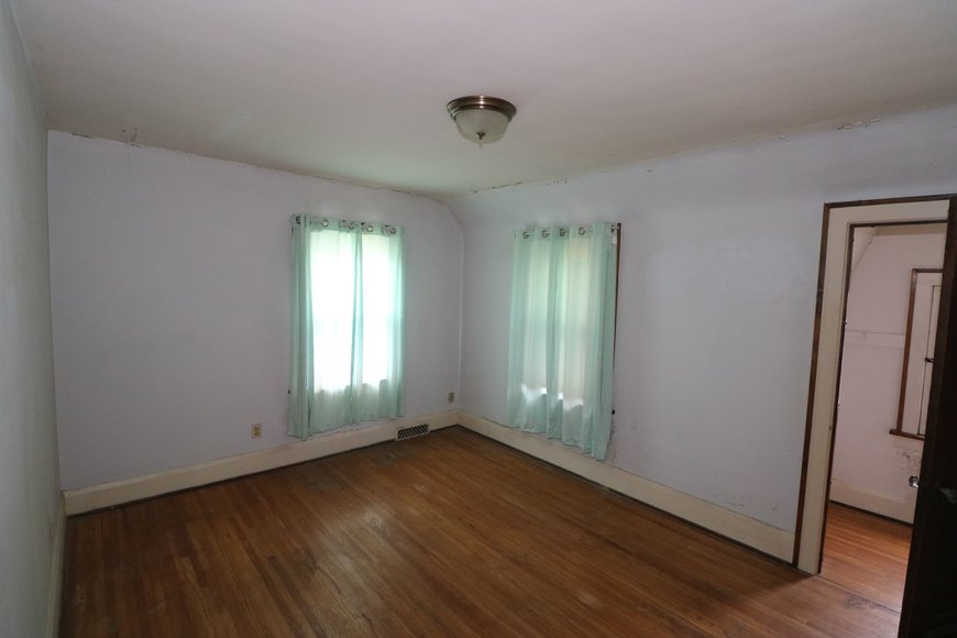 Image for ABSOLUTE AUCTION! 1367 Glenview Road