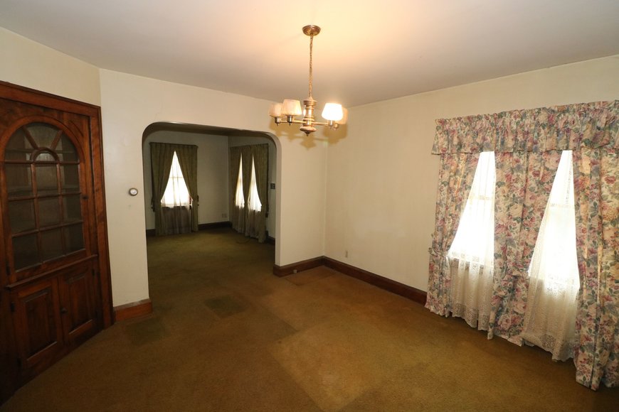 Image for ABSOLUTE AUCTION! 1367 Glenview Road