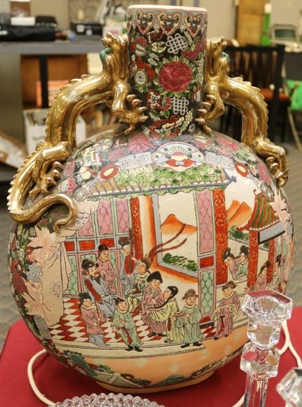 Image for Gallery Auction with Dolls | January 30, 2020 at 9:00 AM