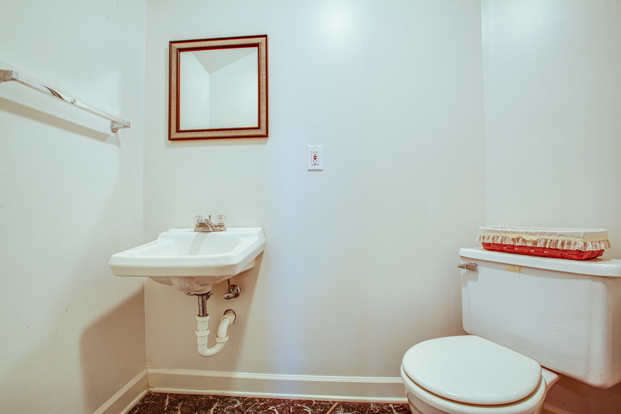 Image for Magnificent 6 BR/5 BA Estate Home on 12.3 +/- Acres in Augusta County, VA