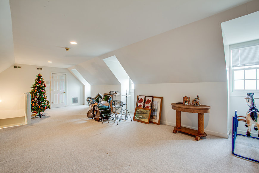 Image for Magnificent 6 BR/5 BA Estate Home on 12.3 +/- Acres in Augusta County, VA