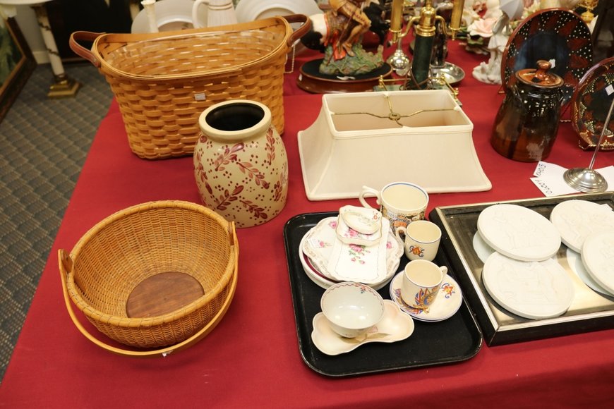 Image for Gallery Auction with Dolls | January 30, 2020 at 9:00 AM