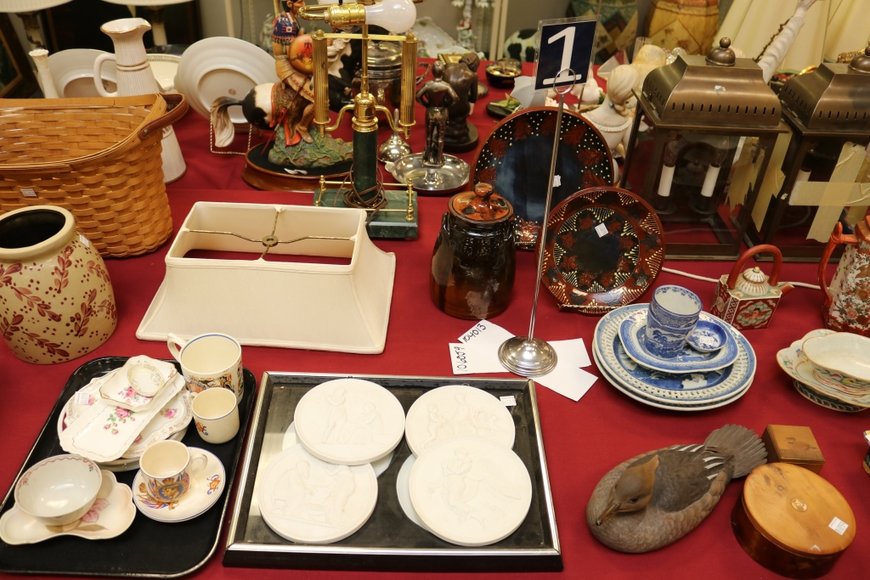 Image for Gallery Auction with Dolls | January 30, 2020 at 9:00 AM