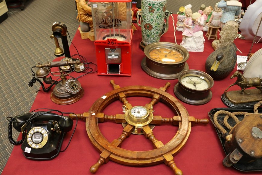 Image for Gallery Auction with Dolls | January 30, 2020 at 9:00 AM