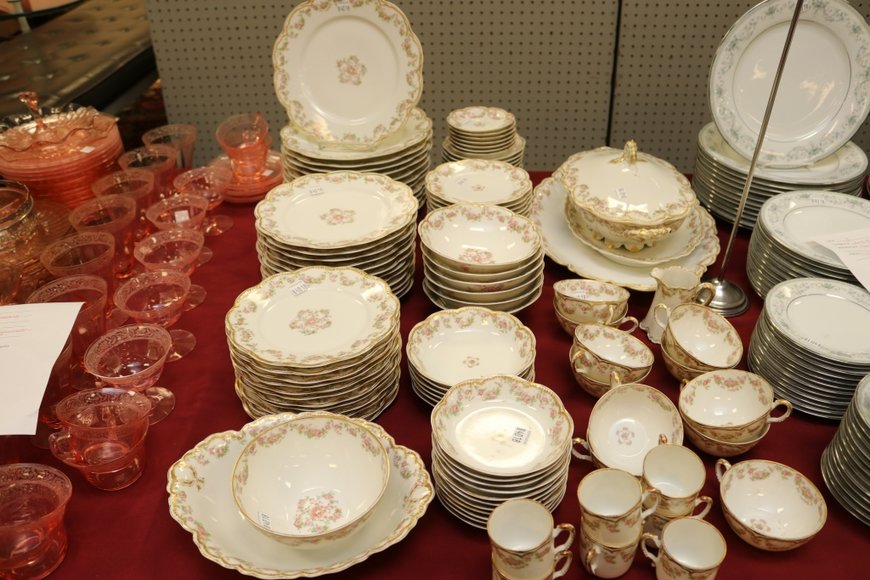 Image for Gallery Auction with Dolls | January 30, 2020 at 9:00 AM