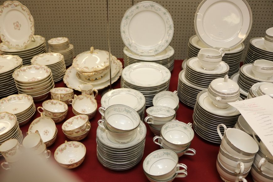 Image for Gallery Auction with Dolls | January 30, 2020 at 9:00 AM