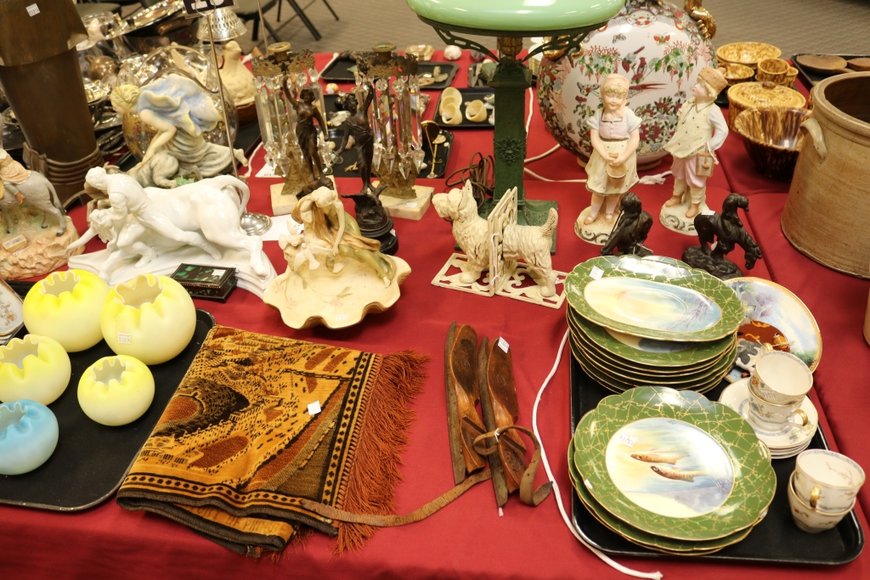 Image for Gallery Auction with Dolls | January 30, 2020 at 9:00 AM