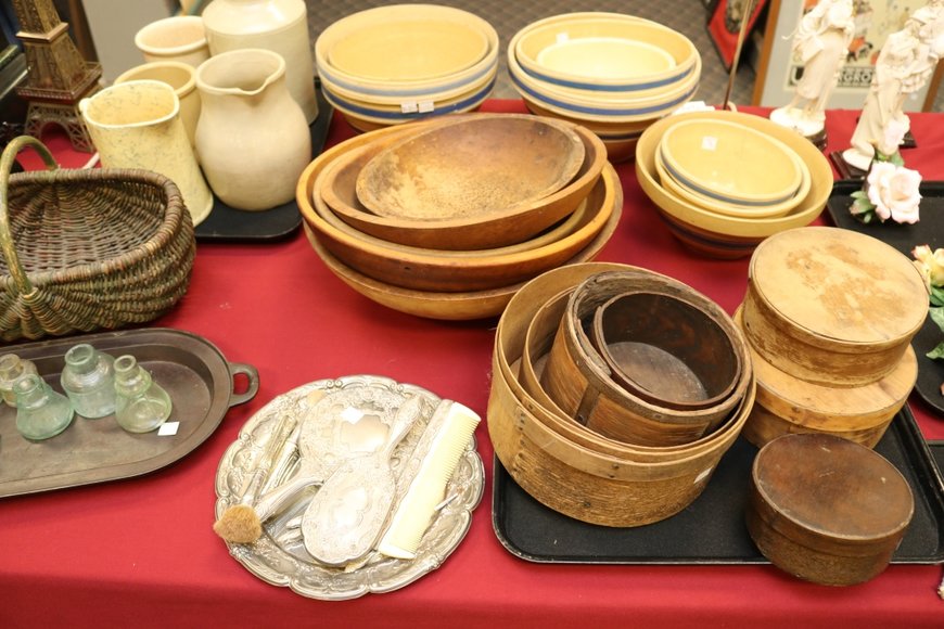 Image for Gallery Auction with Dolls | January 30, 2020 at 9:00 AM