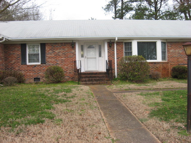 Image for Estate Auction - 3221 Pineridge Drive - Click Here for Details