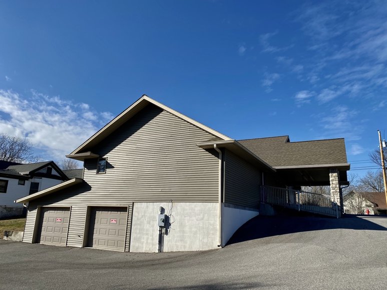 Image for Cadiz Florist Absolute Auction