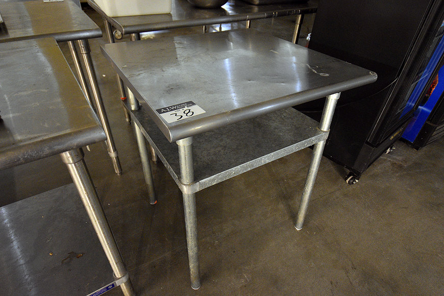 Stainless Steel Prep Tables of All Sizes