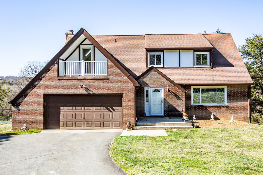 Image for Immaculate 4 BR/3.5 BA Home w/Large Shop & Pond on 10 +/- Acres--Fauquier County, VA   ONLINE ONLY BIDDING!!