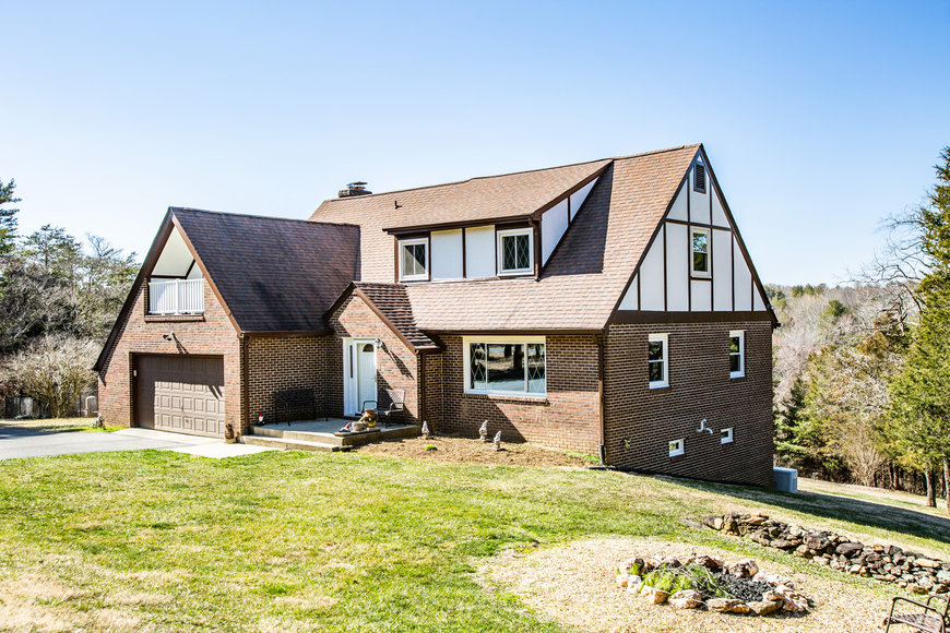 Image for Immaculate 4 BR/3.5 BA Home w/Large Shop & Pond on 10 +/- Acres--Fauquier County, VA   ONLINE ONLY BIDDING!!