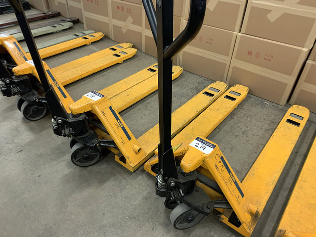 Material Handling Warehouse Shipping Equipment