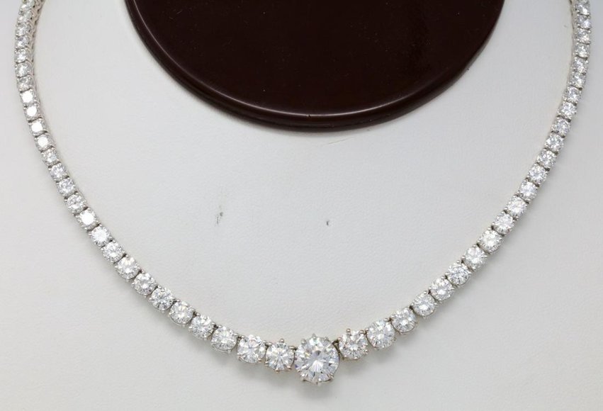 Image for The Jeran Couture & Fine Jewelry Runway Show