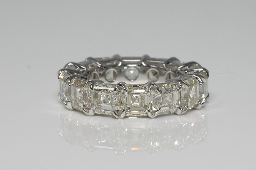 Image for Royal Artifacts,Jewelry,Handbags & Timepieces