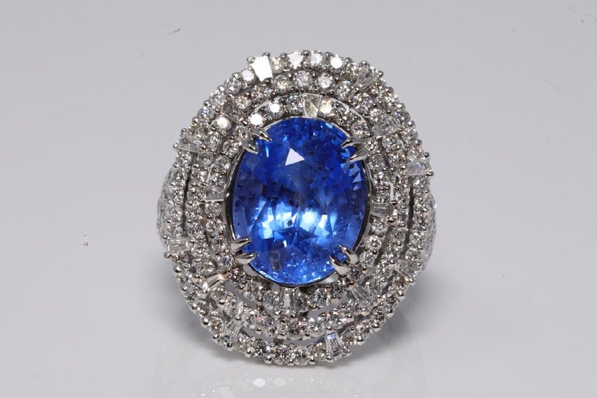 Image for Royal Artifacts,Fine Jewelry & Timepieces