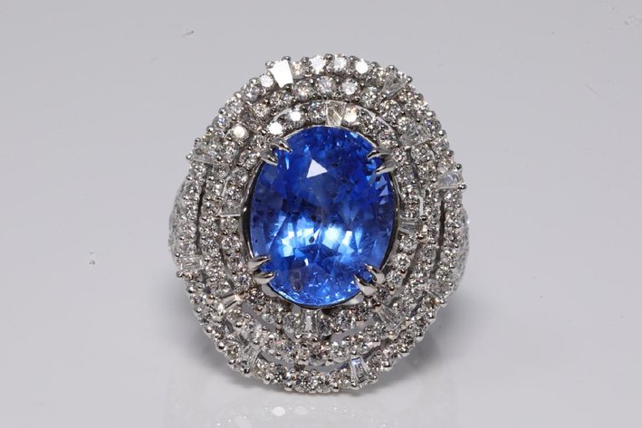 Image for Royal Artifacts,Fine Jewelry & Timepieces