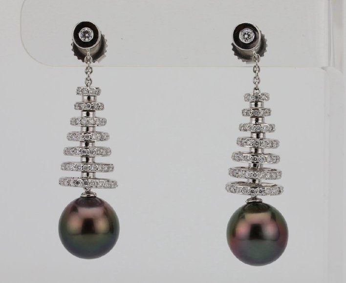 Image for Royal Artifacts of Vietnam & Fine Jewelry