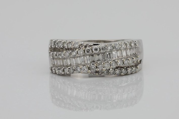 Image for Grandee Estate & Rare Jewelry Auction