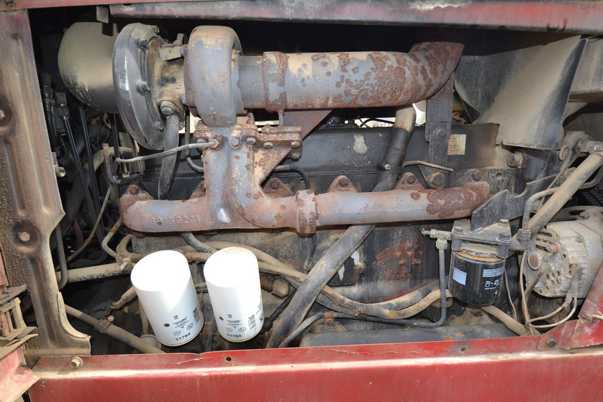 Image for International Tractor 5288, International 1020 platform