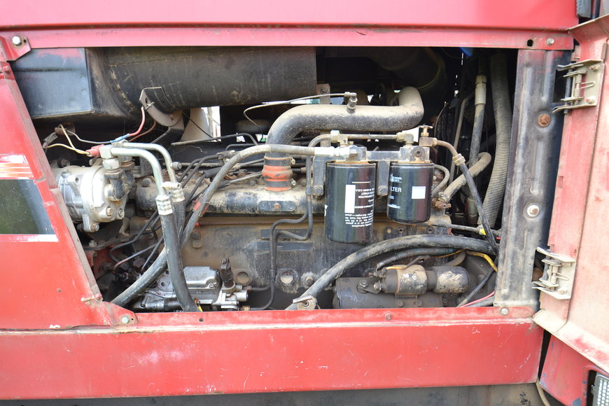 Image for International Tractor 5288, International 1020 platform