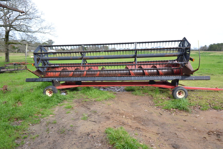 Image for International Tractor 5288, International 1020 platform