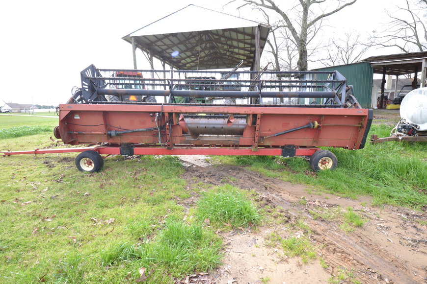 Image for International Tractor 5288, International 1020 platform