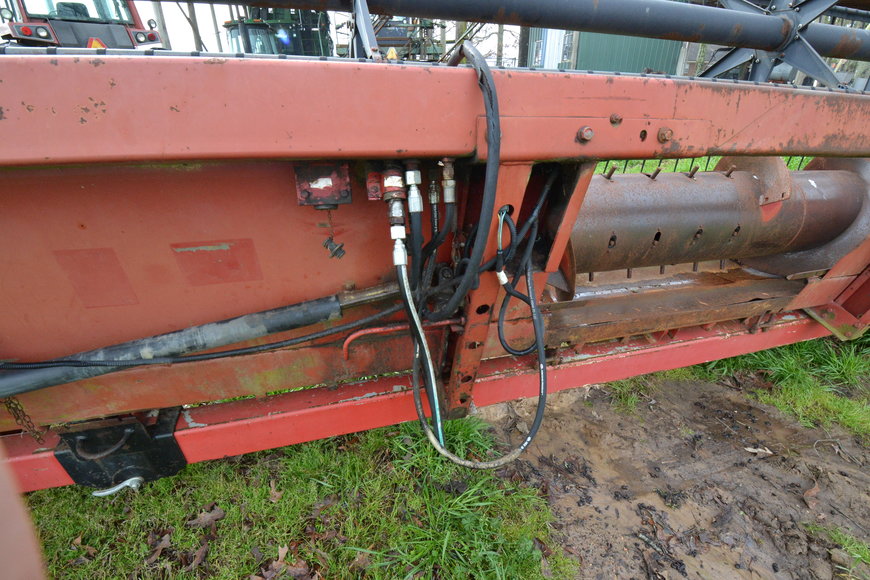 Image for International Tractor 5288, International 1020 platform