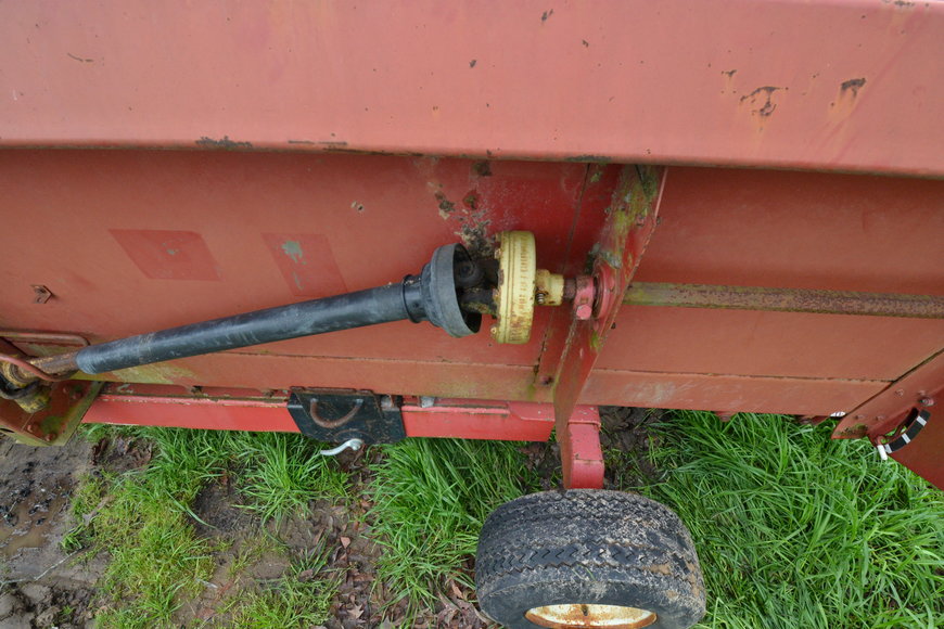 Image for International Tractor 5288, International 1020 platform