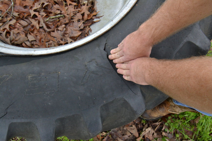 Image for International Tractor 5288, International 1020 platform