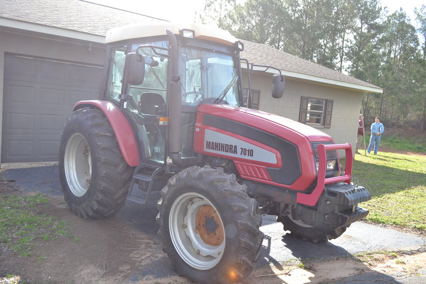 Image for 7010 Mahindra Tractor