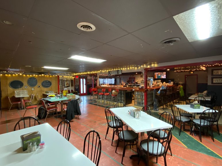 Image for SOLD $78,100 – Former Restaurant & Bar