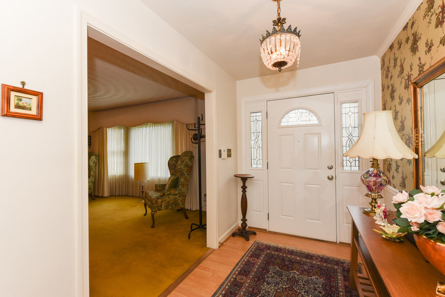 Image for Estate Auction - 3221 Pineridge Drive - Click Here for Details