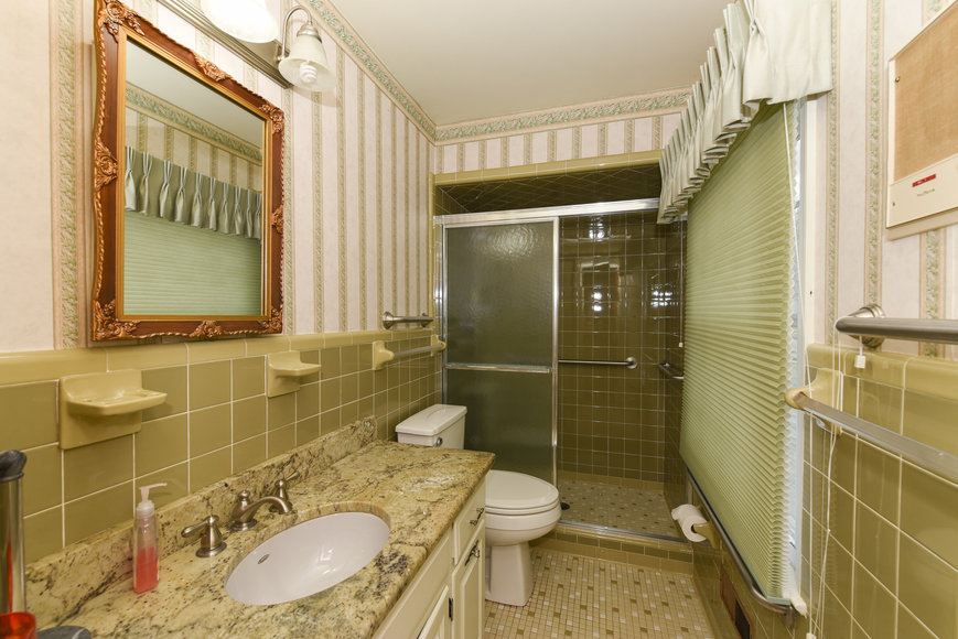 Image for Estate Auction - 3221 Pineridge Drive - Click Here for Details