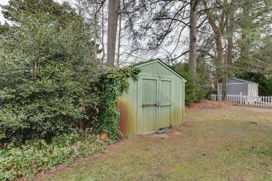 Image for Estate Auction - 3221 Pineridge Drive - Click Here for Details