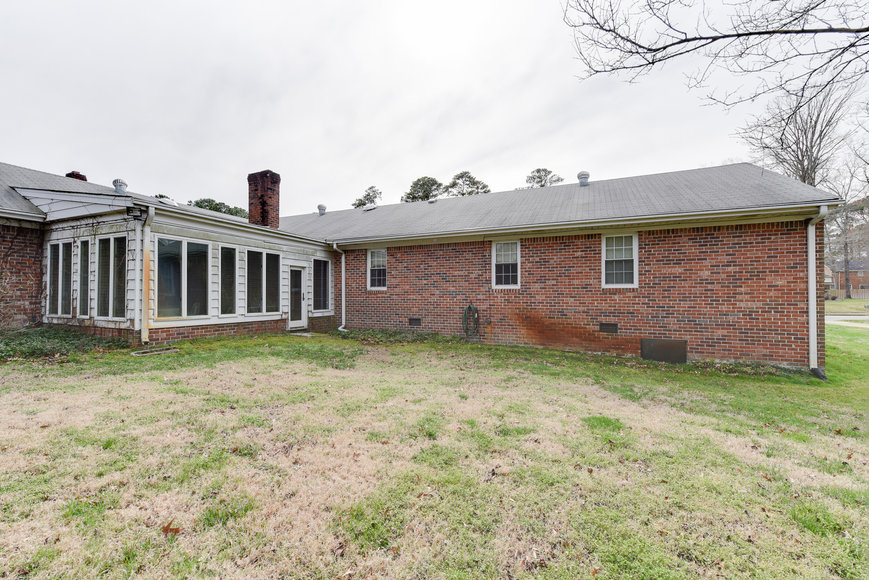 Image for Estate Auction - 3221 Pineridge Drive - Click Here for Details