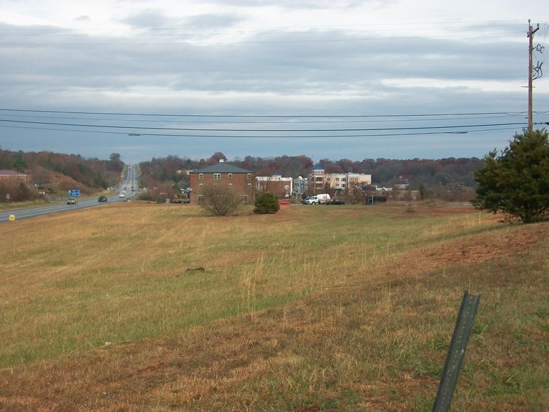 Image for COMMERCIAL REAL ESTATE AUCTION: 2 Lots (Bedford, Moneta, VA)