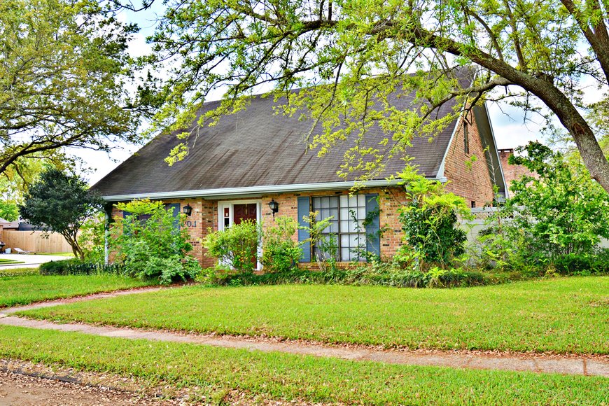 401 Jefferson Dr., Houma, LA - BY ORDER OF THE LOUISIANA GUARDIANSHIP SERVICE, INC.
