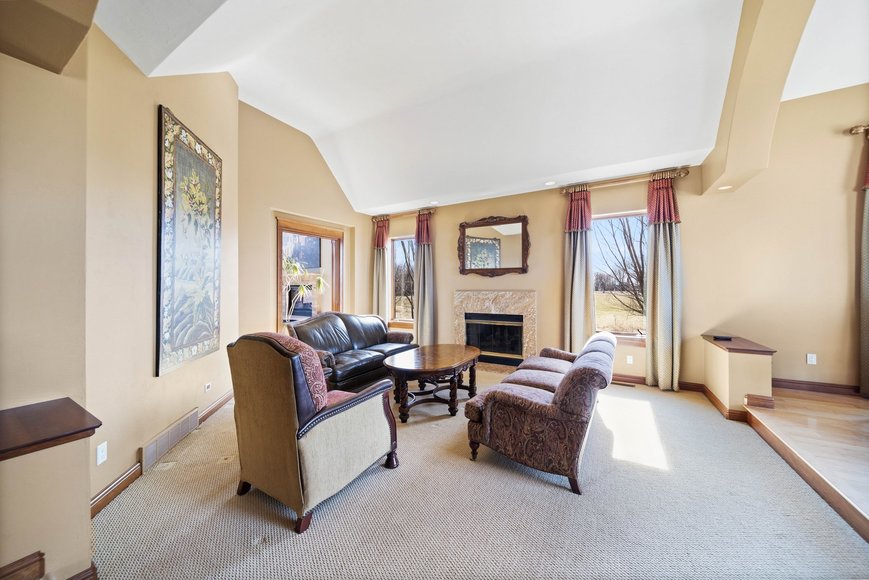 Image for Executive Park Avenue Tudor Auction, Neenah WI