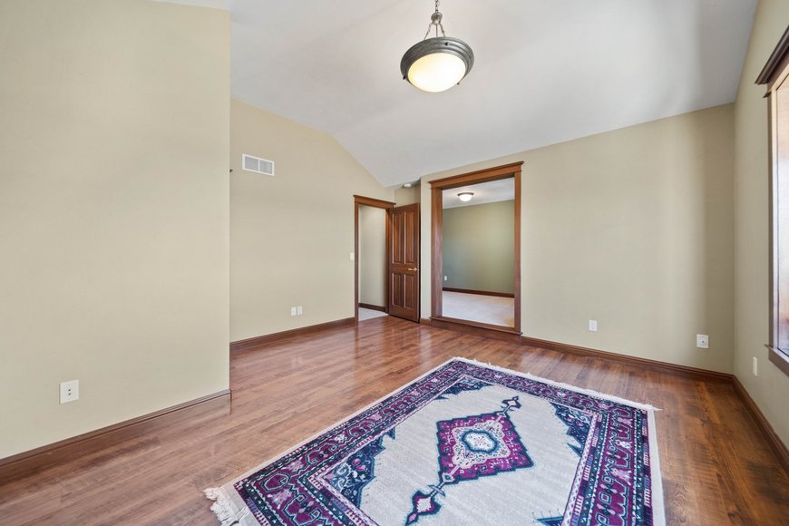 Image for Executive Park Avenue Tudor Auction, Neenah WI