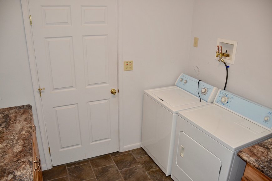 Image for Immaculate 3 BR/2 BA Home on .97 +/- Acre Lot in The Bluewater Lake Anna Development--ONLINE ONLY BIDDING!!