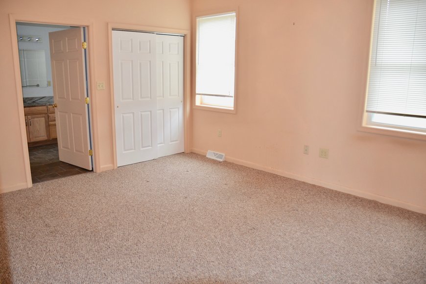 Image for Immaculate 3 BR/2 BA Home on .97 +/- Acre Lot in The Bluewater Lake Anna Development--ONLINE ONLY BIDDING!!