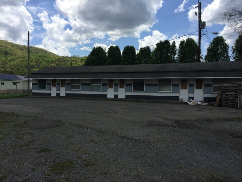 Image for SOLD $13,475 Former Rainelle Motor Lodge