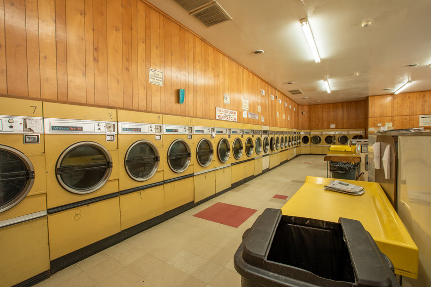 Image for Operational Convenience Store, Laundromat, Car Wash, Storage Units & Office Building on 8+ Acres--SELLING to the HIGHEST BIDDER!!